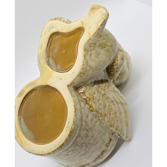 Dimpled Stone Angel Planter With Harp And Wings Extended Around Flower Pot - Picture 10 of 11